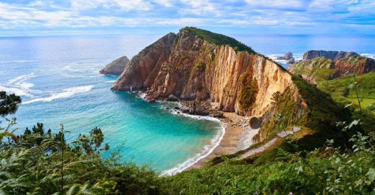 Playa del Silencio, en Asturias. (AdobeStock)