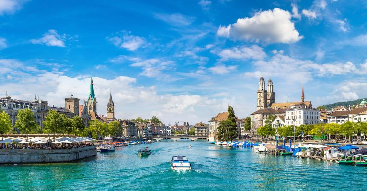 Lago de Zurich, Suiza. (Adobe Stock)