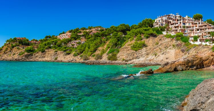 Zona costera Costa de la Palma, situada en Mallorca, Islas Baleares, España. (Adobe Stock)