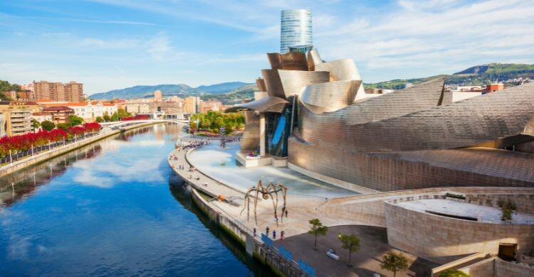 ¿Qué ver y hacer en Bilbao durante la Champions League Femenina 2024?