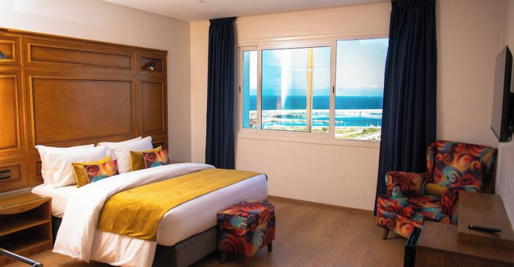 Hotel Rembrandt (Kayak)