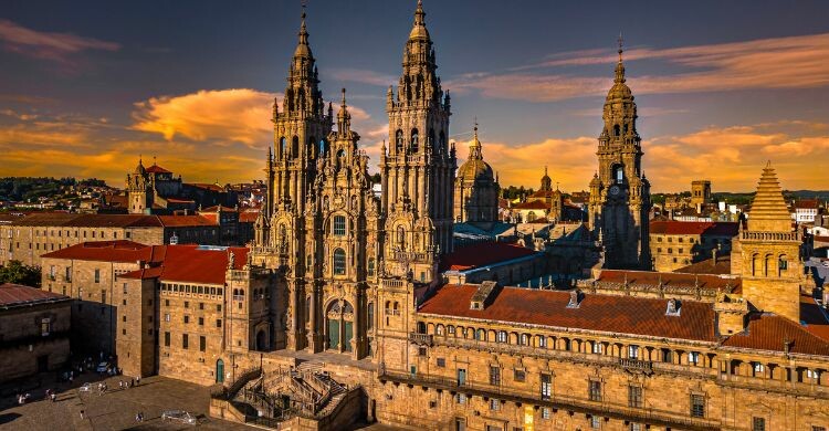 La famosa Catedral de Santiago de Compostela, en España. (Adobe Stock)