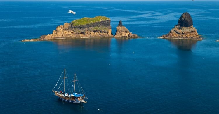 Las Islas Columbretes son la joya menos conocida de toda España. (Adobe Stock)