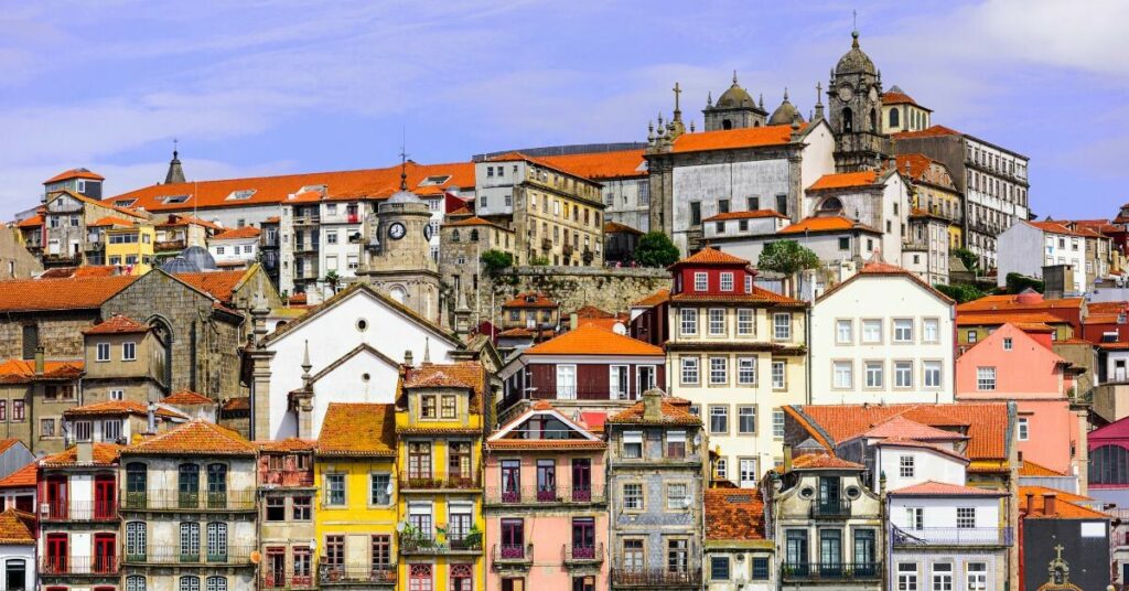 Sigue leyendo 4 rutas para hacer un Road trip por la costa portuguesa