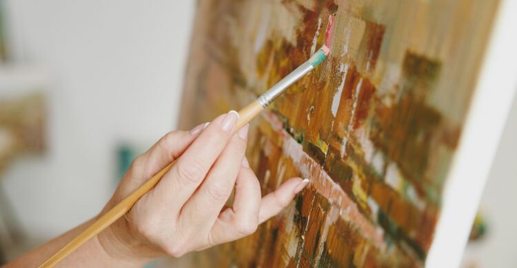 Participa en el Taller de acuarelas este domingo 5 de mayo, por el Día de la Madre. (Adobe Stock)