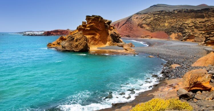 Playa El Golfo, Lanzarote, Islas Canarias. (Adobe Stock)