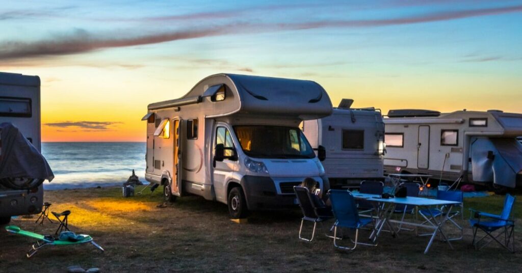 Sigue leyendo Viajar en autocaravana por la Comunidad de Madrid está de moda: rutas según la temporada