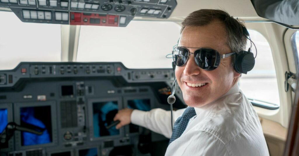 Sigue leyendo ¿Por qué no hay pilotos de avión con barba? Está es la importante razón