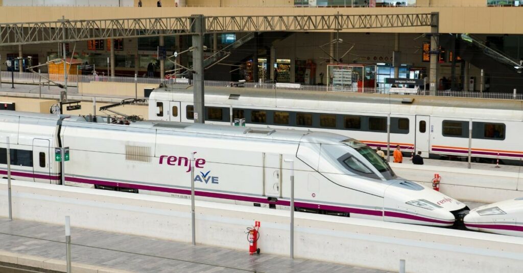 Renfe inaugura nueva línea de alta velocidad entre Madrid y Cádiz
