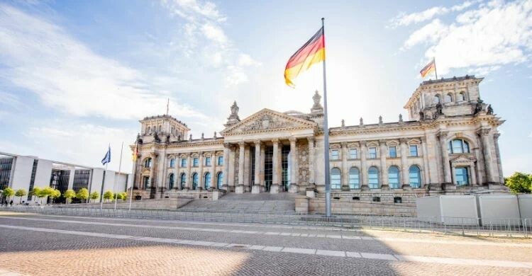 Bundestag en Berlín (Adobe Stock)