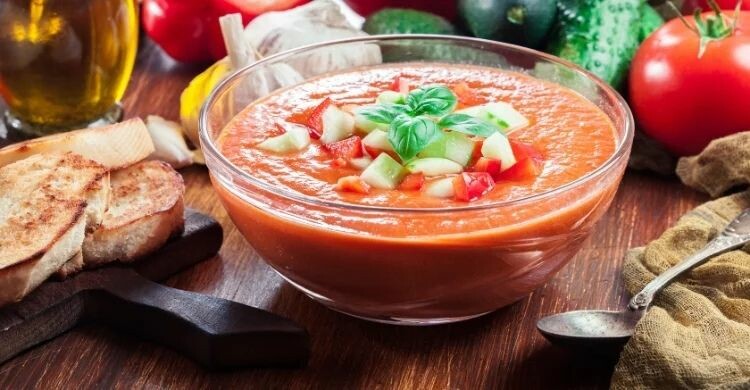 Dónde probar los mejores gazpachos de España (Adobe Stock)