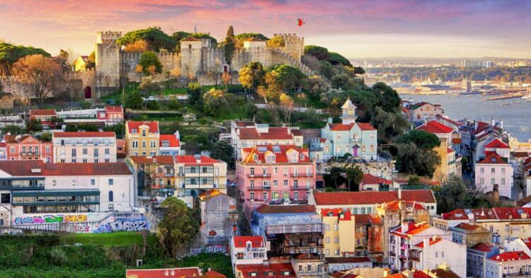 Escápate a Lisboa: Vuelos de ida y vuelta desde 49€