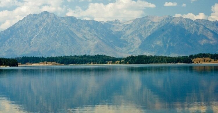 La ruta definitiva por Estados Unidos para fans de Yellowstone (Canva)