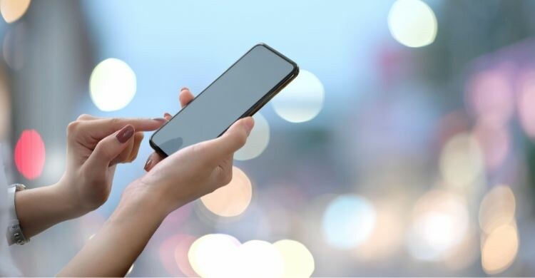 4 cosas que debes llevar en tu mochila de viaje (Canva)