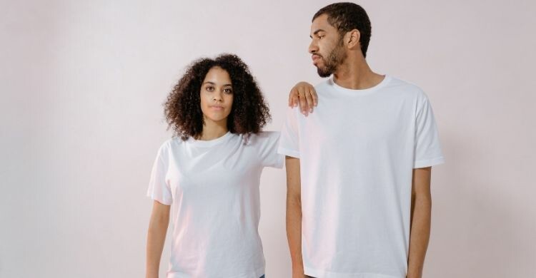 4 cosas que debes llevar en tu mochila de viaje (Canva)