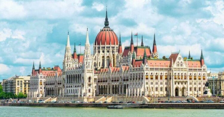 Escápate a Budapest: Vuelos de ida y vuelta desde 50€