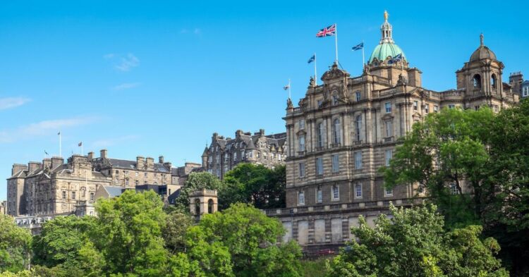 Escápate a Edimburgo: Vuelos de ida y vuelta desde 52€