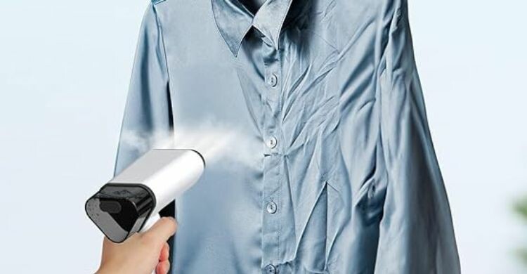 Plancha vertical portátil plegable Raelunyi (Amazon)