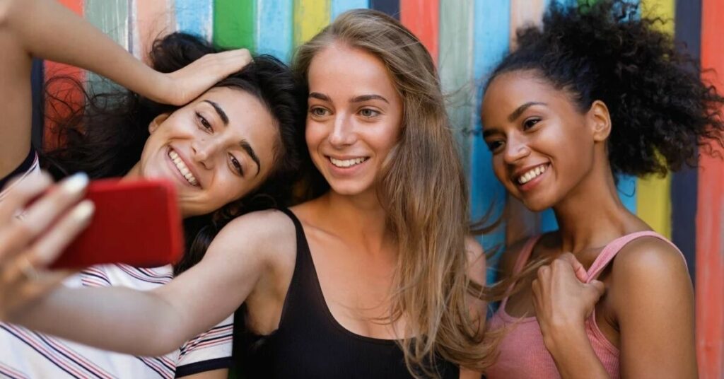 Sigue leyendo 4 planes creativos para hacer con amigas en Madrid