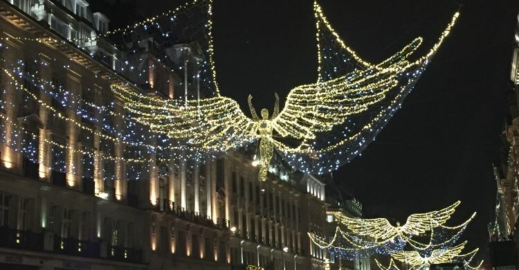 Las luces de las calles de Londres en Navidad son un espectáculo