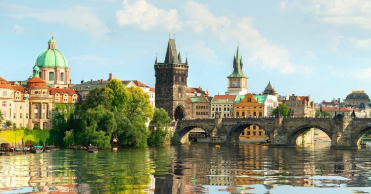 Escápate a Praga: Vuelos de ida y vuelta desde 71€