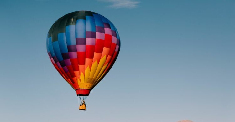 Un paseo en globo es un regalo original para hacer algo diferente