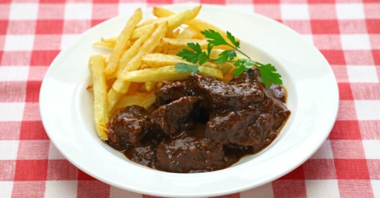 Las carbonades flemades consisten en carne estofada