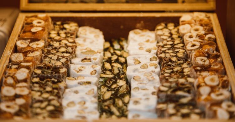 El turrón blando es la especialidad de este establecimiento