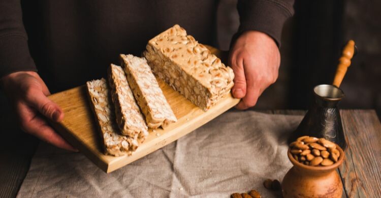 Iborra elabora 20 tipos diferentes de turrón artesano (Canva)