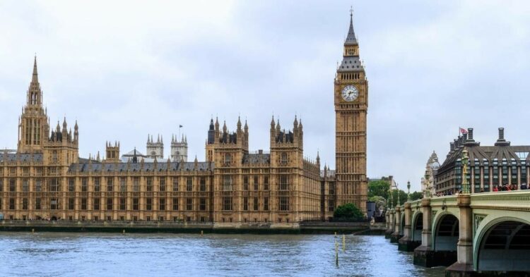 Escápate a Londres: Vuelos de ida y vuelta desde 34€