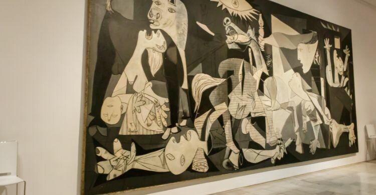 El Guernica de Picasso está expuesto en el Reina Sofía
