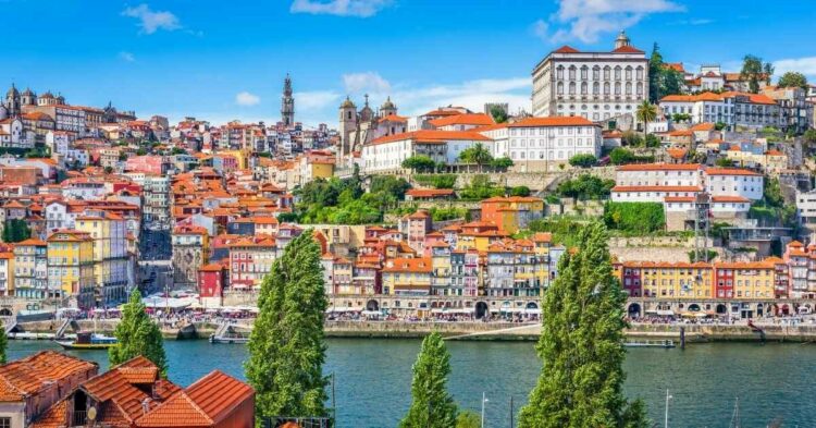Escápate a Oporto: Vuelos y hotel desde 84€