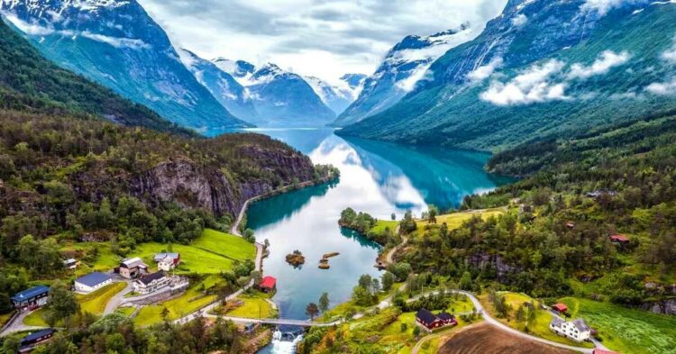 Escápate a Noruega: Vuelos y hotel desde 1.395€