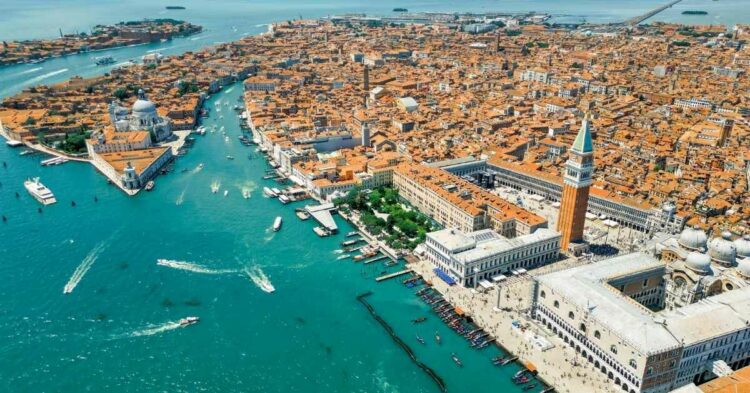 Escápate a Venecia: Vuelos de ida y vuelta desde 55€