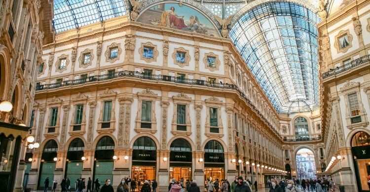 La Galería Vittorio Emanuele II es otro de los símbolos de Milán (Canva)