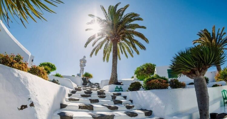 Escápate a Lanzarote: Vuelos de ida y vuelta desde 37€