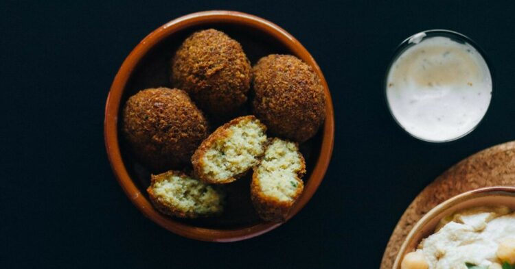 Sigue leyendo Dónde probar la mejor comida libanesa en Madrid