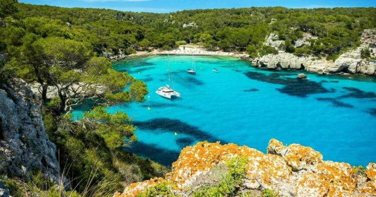 Escápate a Menorca: Vuelos de ida y vuelta desde 33€