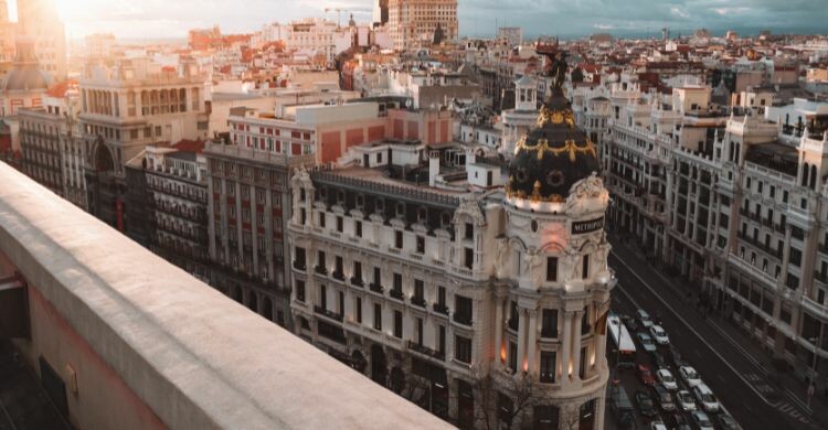 No te puedes perder los atardeceres en Madrid en primavera (Canva)