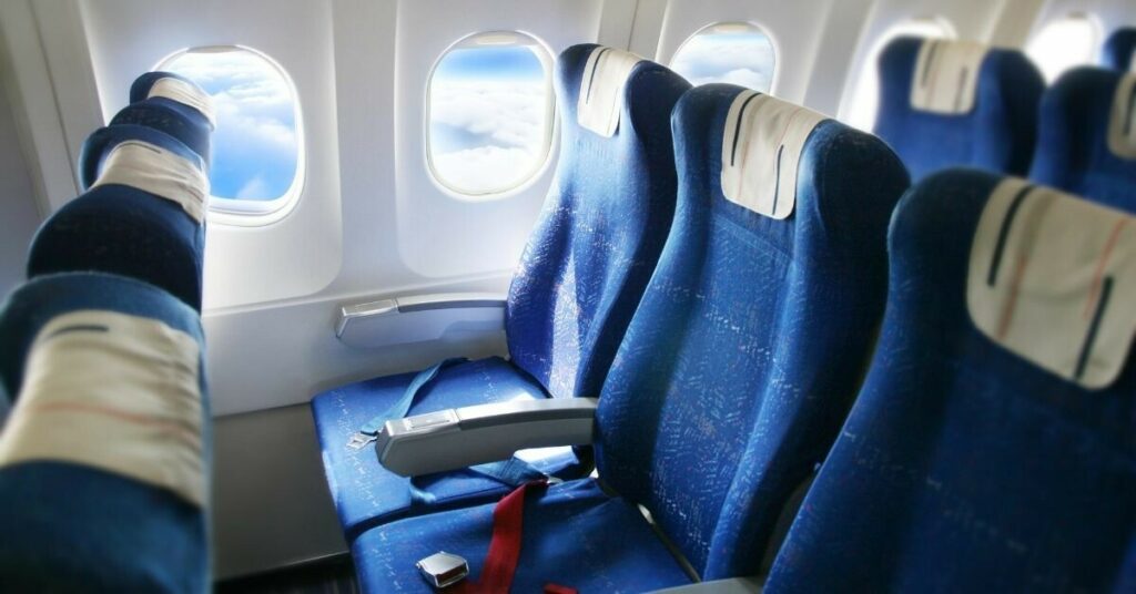 El truco para evitar el asiento del medio en el avión sin pagar más