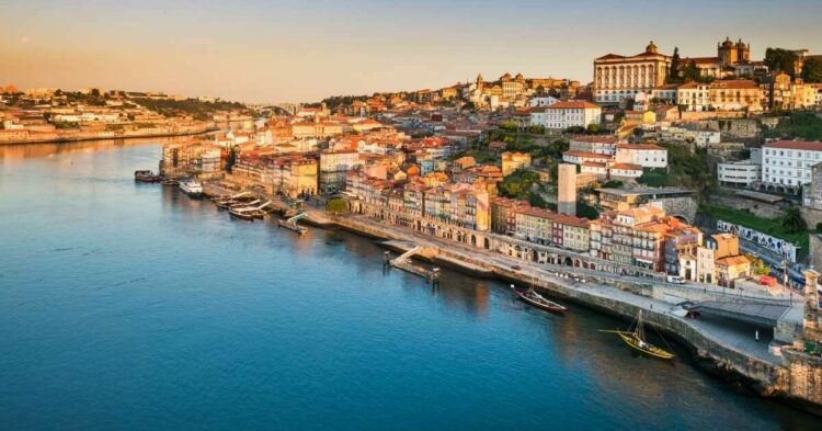 Escápate a Oporto: vuelos de ida y vuelta desde 58€
