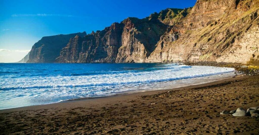 Sigue leyendo Un andaluz alucina con lo que descubre en una playa de Tenerife: «No tiene sentido»