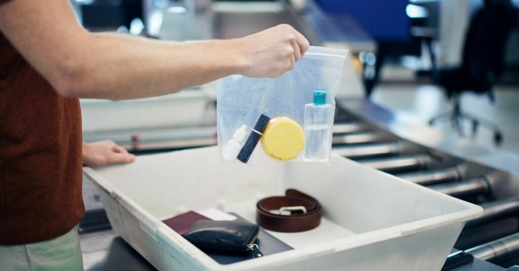 Sigue leyendo Adiós al límite de 100 ml en las botellas para los vuelos: ¿A partir de cuándo?