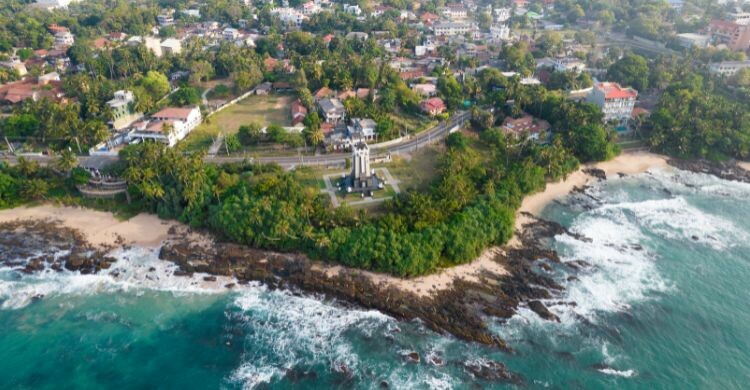 Sri Lanka atrae a muchos turistas cada año por sus playas (Canva)