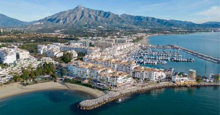Sigue leyendo 10 imprescindibles que ver en Puerto Banús