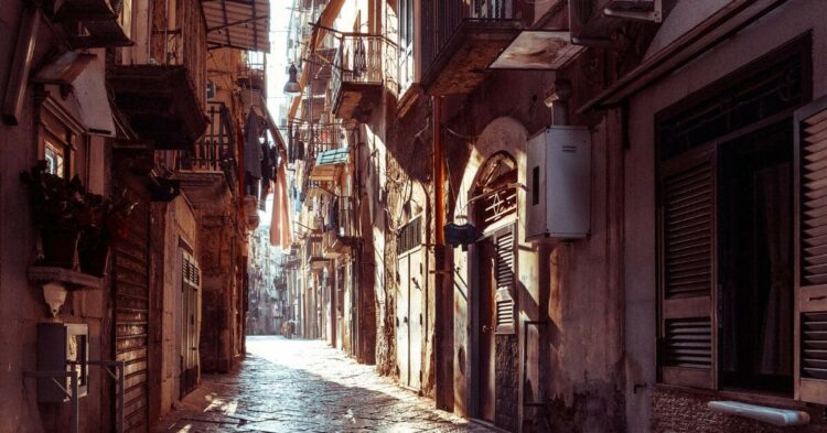 Sigue leyendo Los barrios más peligrosos de Nápoles