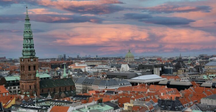 Copenhague es una de las capitales más increíbles del norte de Europa (Canva)