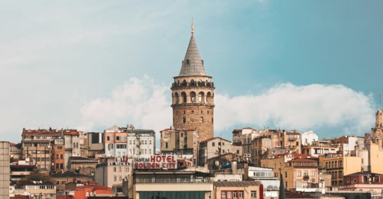 La Torre de Gálata es uno de los símbolos de Estambul (Canva)