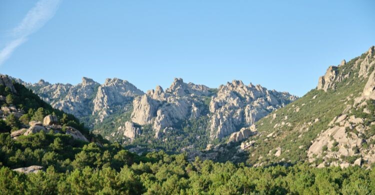 Vista panorámica de La Pedriza (Adobe Stock)