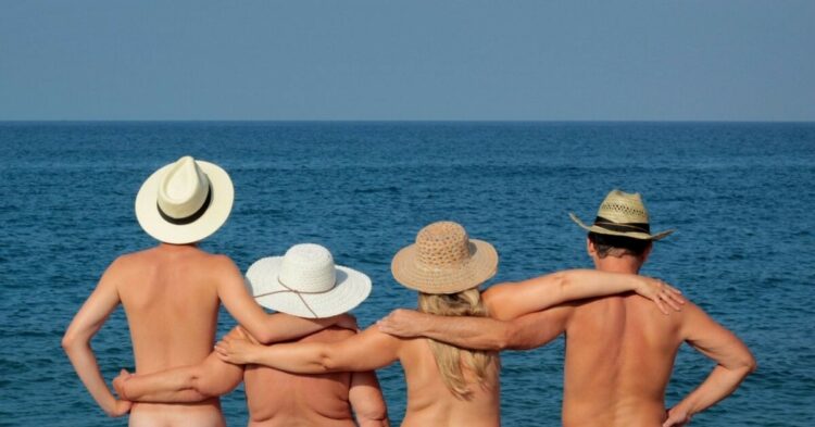 Sigue leyendo 10 errores de novato que debes evitar en Playas Nudistas